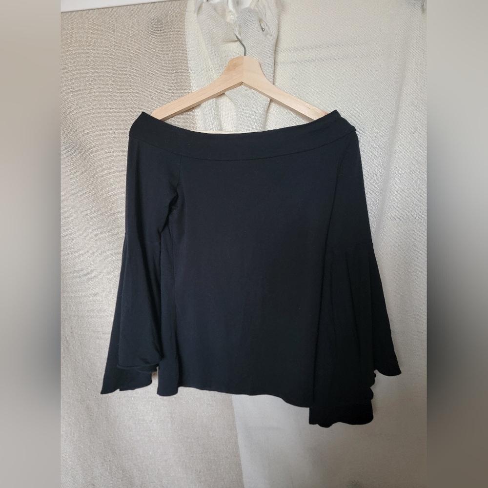 EXPRESS OFF SHOULDER TOP | COLOR BLACK| SIZE M|